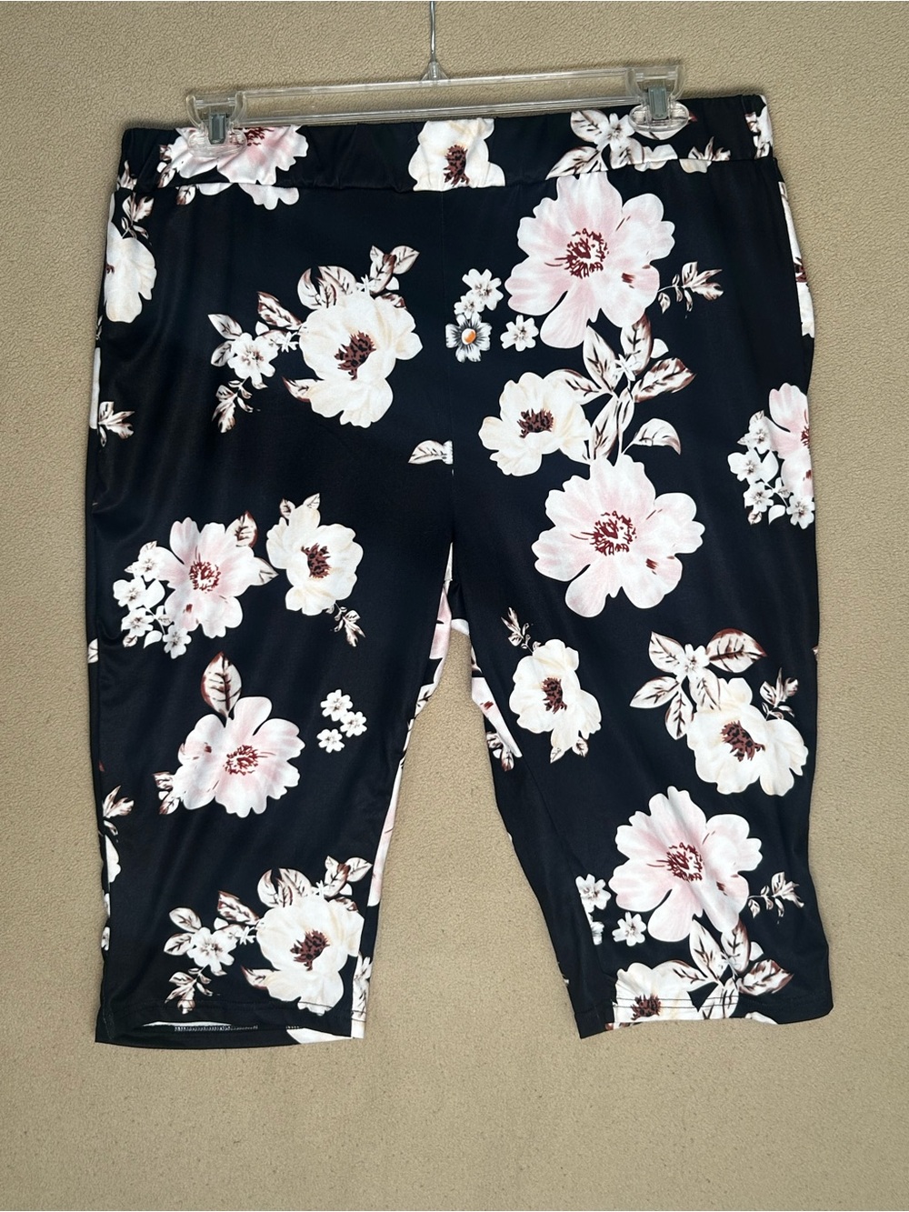 Plus size Black Floral capri leggings with Pale Pink Blooms 2X by Emily Rose